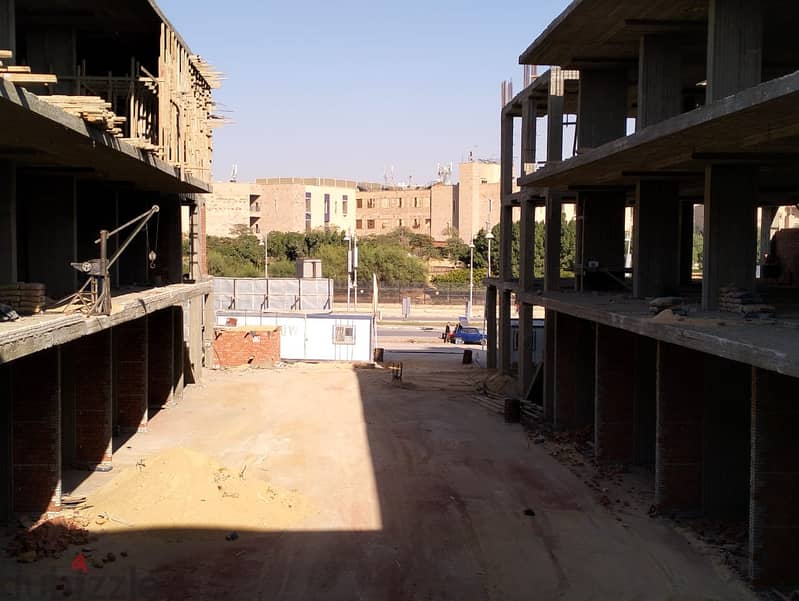 The lowest price is 182,000 square meters in the most exclusive location in the Fifth Settlement in front of the American University, with facilities 13