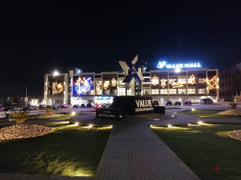 Restaurant for sale for 5 million in Value Shorouk Mall, in front of Dar Misr and next to Shorouk, immediate delivery. The mall is already operational 1