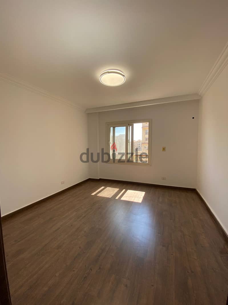 Apartment for sale super lux finishing in madinaty B2 3