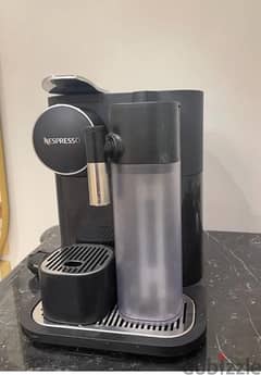 ماكينه قهوه من نسيبريسو جران لاتيسما 0