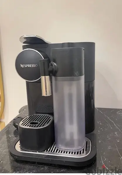 Nespresso Gran Lattissima Coffee Machine