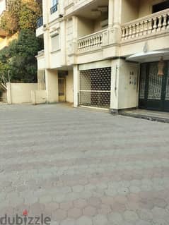Administrative Office for sale 660m in El Hegaz St , Heliopolis