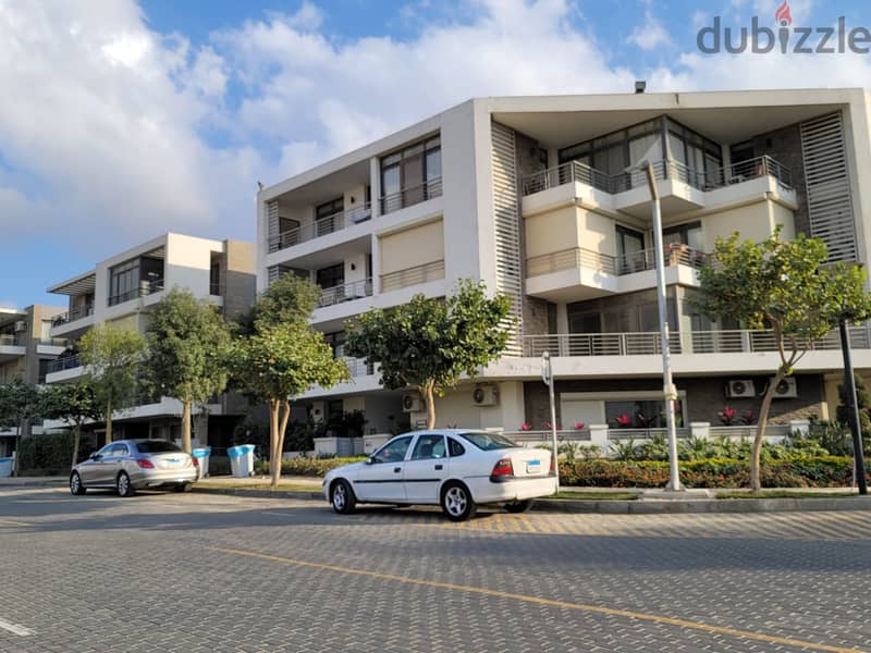 Apartment for sale with only 10% down payment and installments over 8 years in Taj City Compound, directly in front of the airport on Suez Road 25