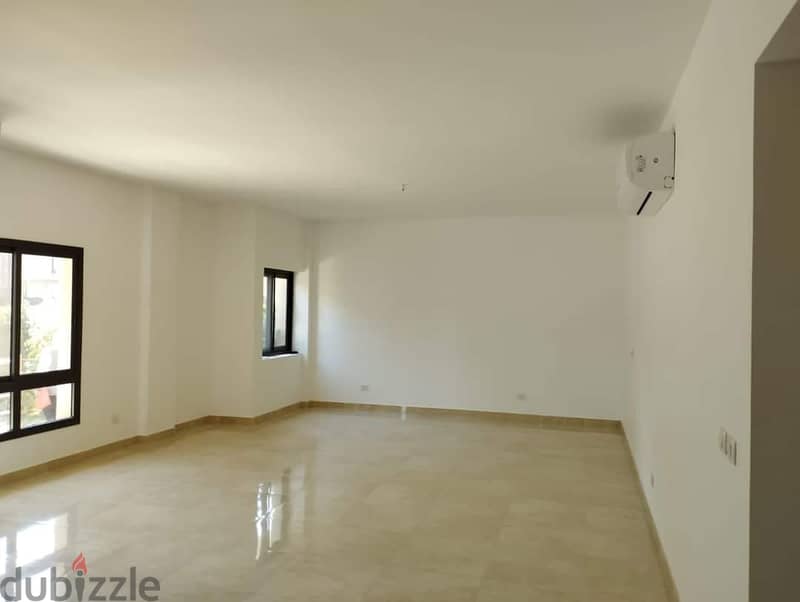 Penthouse 147m Ready To Move Fully Finished for sale in Fifth Square Compound - Al Marasem, Fifth Settlement, minutes from AUC University 4