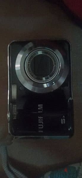 كاميرا فوجي فيلم للبيع او البدل مستعمله نظيفة 1