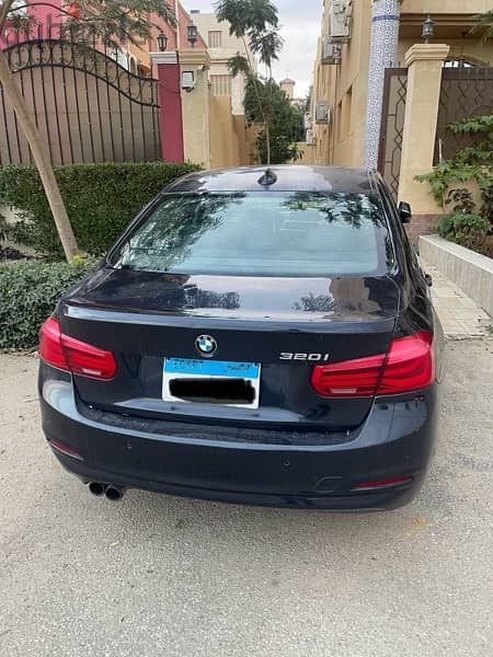 BMW 320i - 2016 for sale 1