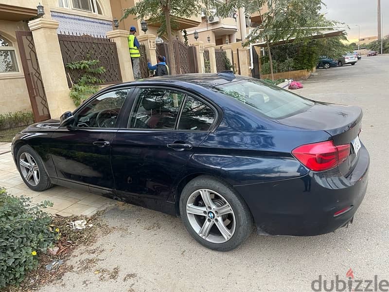 BMW 320i - 2016 for sale 6