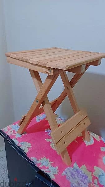كرسي خشب زان شنطه متعدد الاستخدامات 1