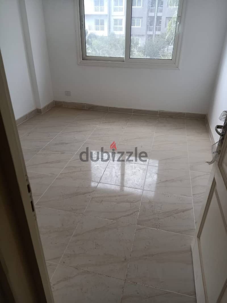 New apartment for rent in Madinaty, 114 meters in B12 View Garden 4