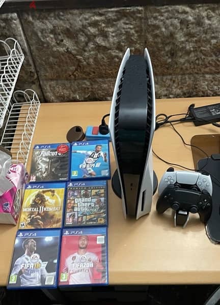 ps5 27500 with all these games, douc, 2 controllers with box 0