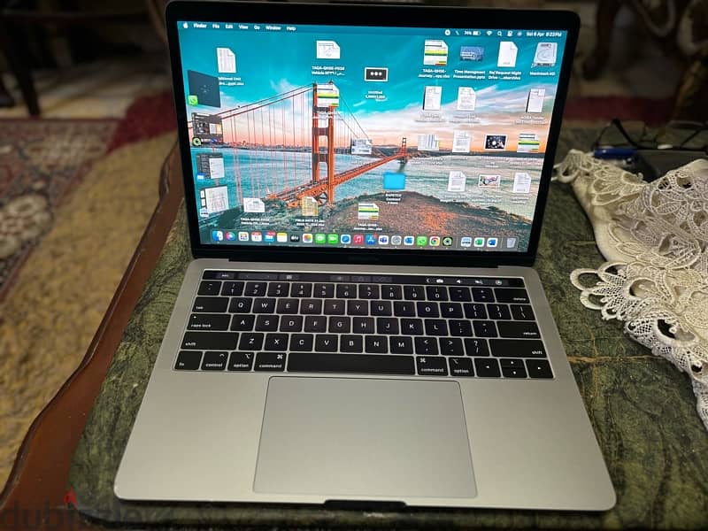 macbook pro 2019 13 inch touch bar 51 cycle count 6