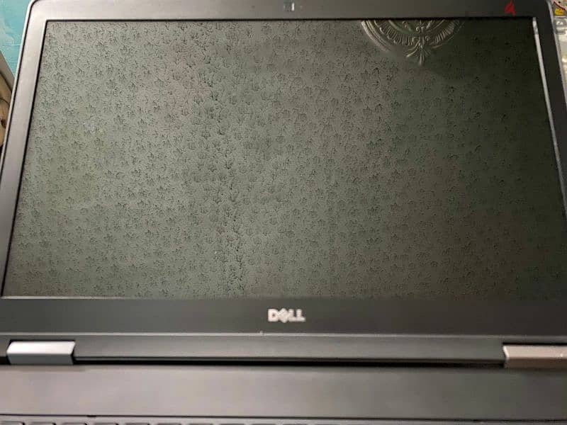 لابتوب ديل Dell precision 3510 كسر زيرو معاها الشاحن والشنطه 2
