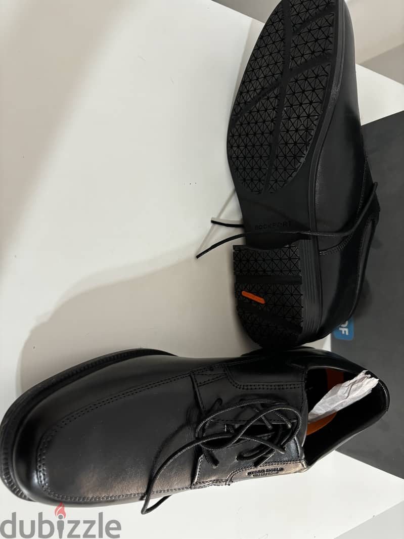 Classic shoes Rockport black 44 جزمة كلاسيك 2