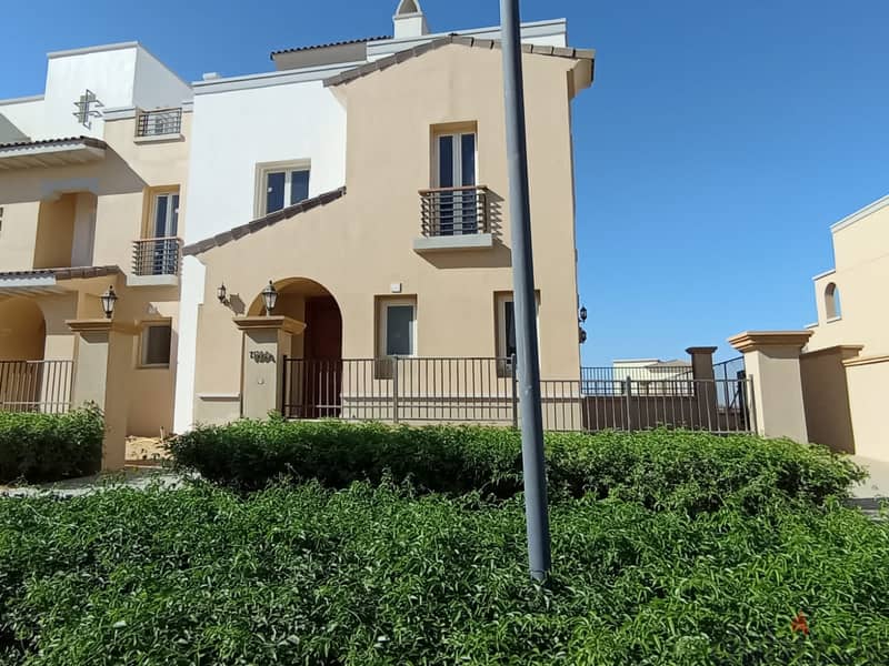 TOWN HOUSE FOR SALE IN UPTOWN CAIRO 4