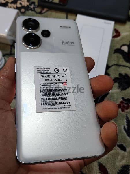 Xiaomi Redmi note 13 pro plus 4