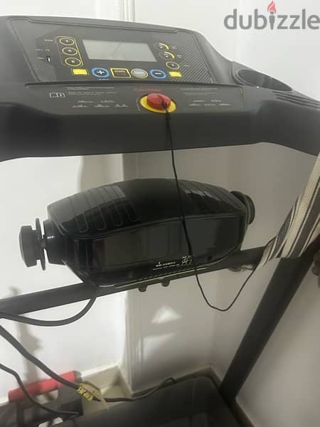 brand new condition treadmill 120kg 3