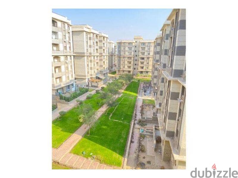 Apartment with garden in Gardenia City Dp3,070,500 2