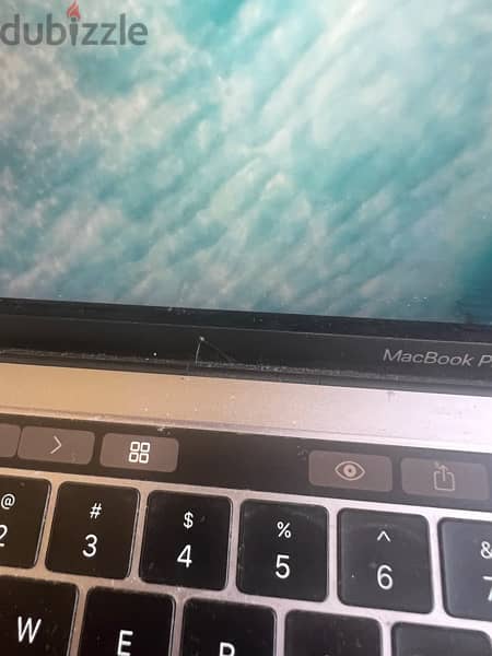MacBook Pro 2018 13 inch (touch bar) 3
