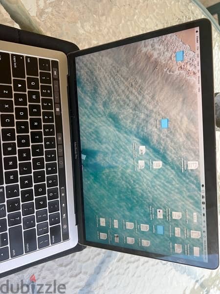 MacBook Pro 2018 13 inch (touch bar) 4