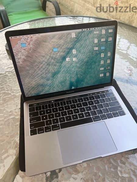 MacBook Pro 2018 13 inch (touch bar) 5