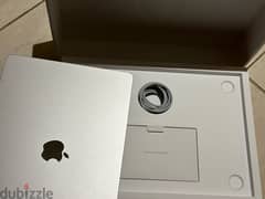 Apple MacBook Air 15' M2, 100% BT, with Box like new.