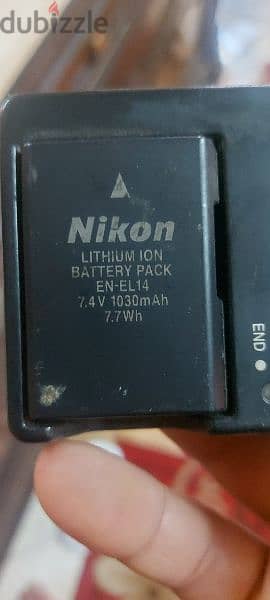 شاحن كاميرا نيكون d6300 مع البطارية 4