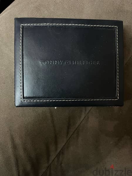 Original Tommy Hilfiger wallet 1