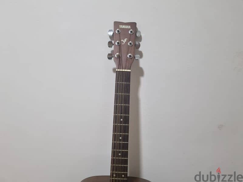 Yamaha F 310 Acoustic Guitar 3