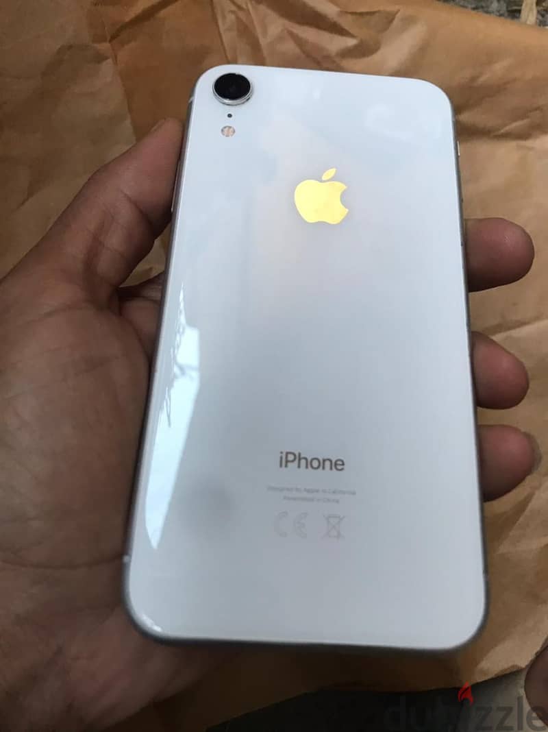 iPhone xR 128g للبيع او البدل 1