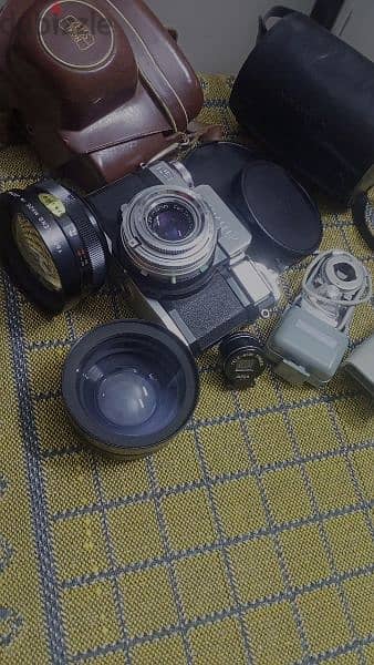 كاميرا contaflex سنه ١٩٥٣ للبيع جديده زيرو ب غيارتها 0
