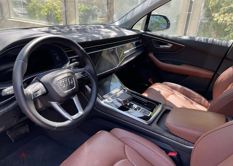 Audi Q7 Quattro - 7 seats 2