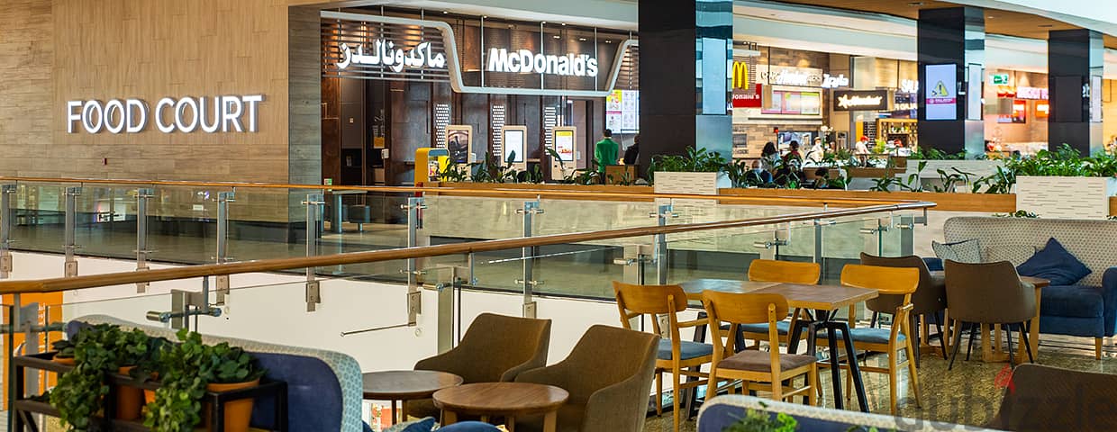 A store in a prime location in the heart of the Food Court, in front of the sitting area in Mas Tower, with a 20% discount. A restaurant in the capita 5