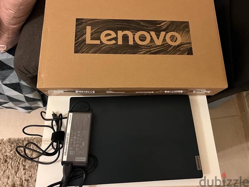 brand new Lenovo core i7 laptop 8