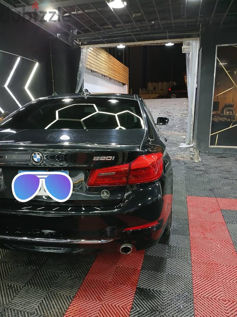 سيارة  BMW 520I LUXURY MODEL 2019 – بى ام دبليو لاكشرى 9