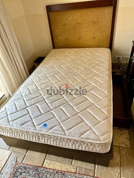 Bed with mattress king koil 1.20 x 2.0 1