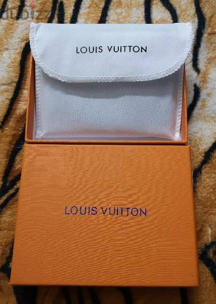 محفظه Louis Vuitton اورجينال جلد طبيعي made in France 3