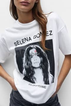 selena gomez pull and bear T-shirt