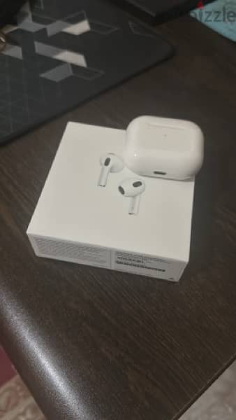Apple airpods 3rd generation perfect condetion! 2
