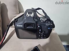 Canon 2000 D 0