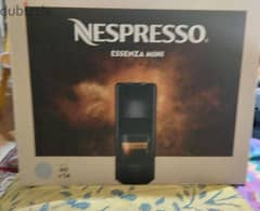 New Nespresso coffe maker with 50 pods
