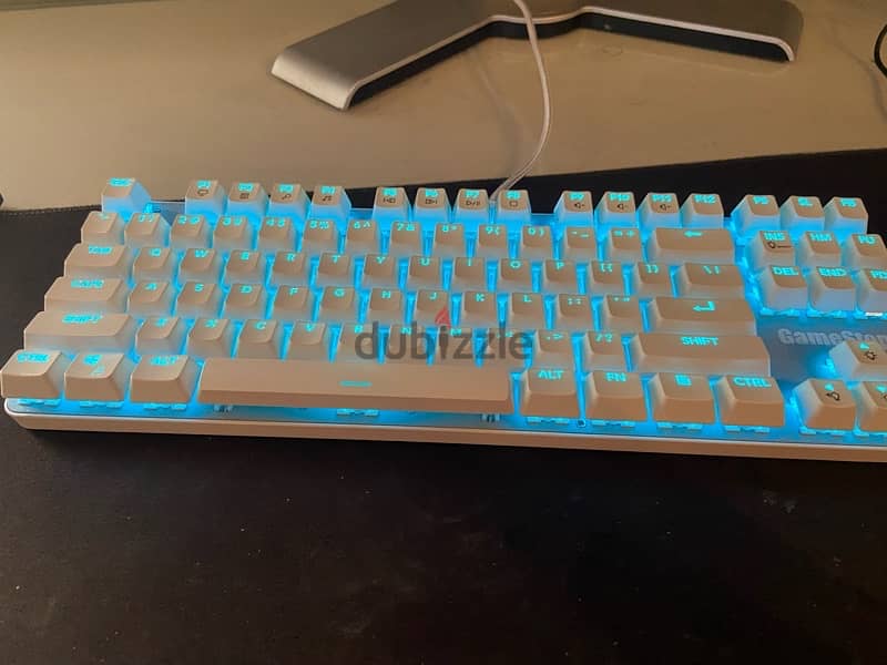 keyboard white full rgb brown switches 8