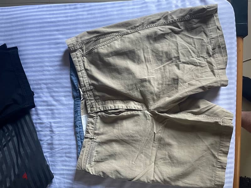 Ralph Lauren Chino Shorts (size 44) - Khaki and Navy Colored 5