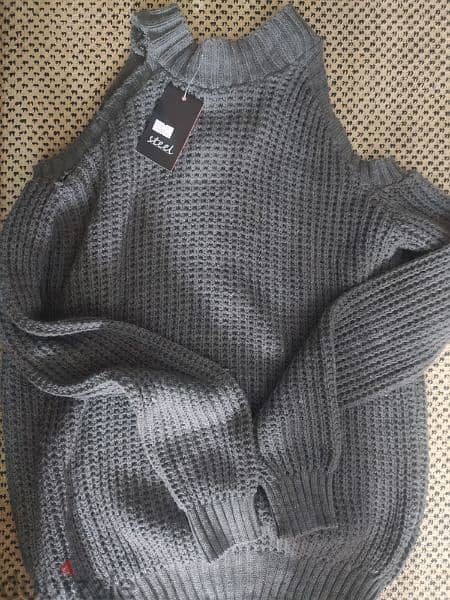 long pullover with half neck 1
