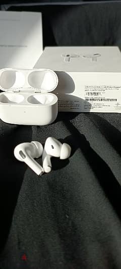 Airpods pro 1st generation ايربودز برو 0
