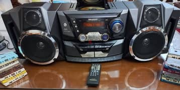 Sharp CD /Cassete/Radio -Stereo Player صناعة ماليزي