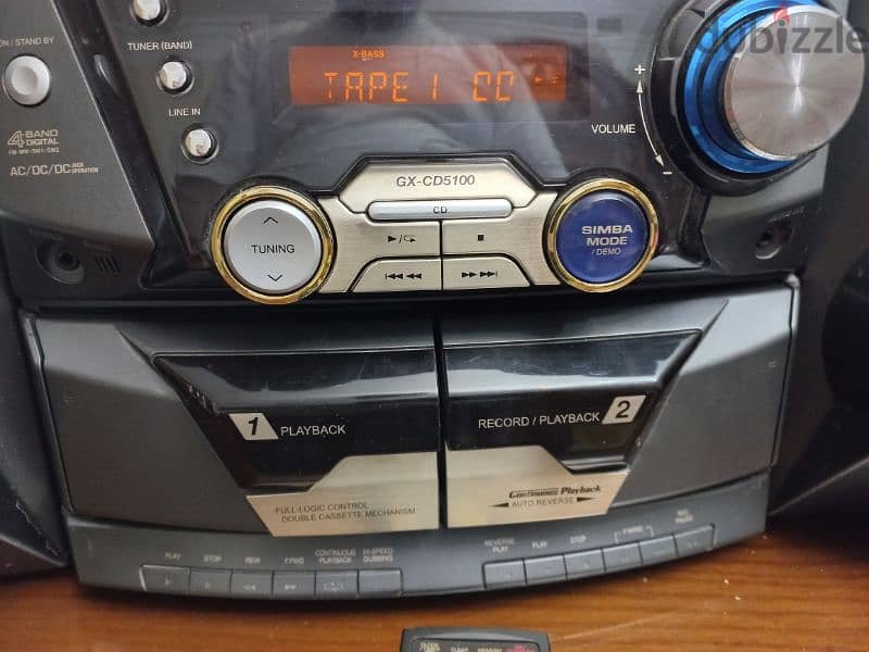 Sharp CD /Cassete/Radio -Stereo Player صناعة ماليزي 6