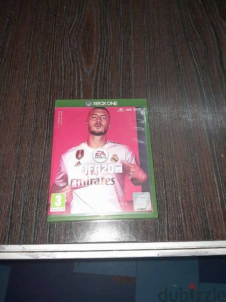 xbox games the games are Pes15   Fifa20    Rare replay 0