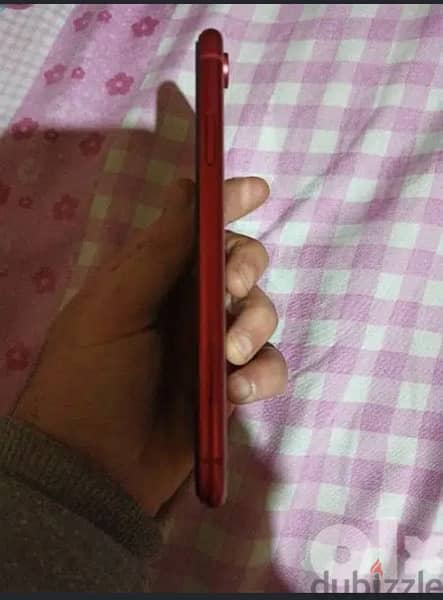 iPhone XR red color 2