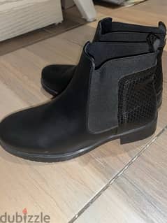 New boots, size 37, very high quality , price 580 0