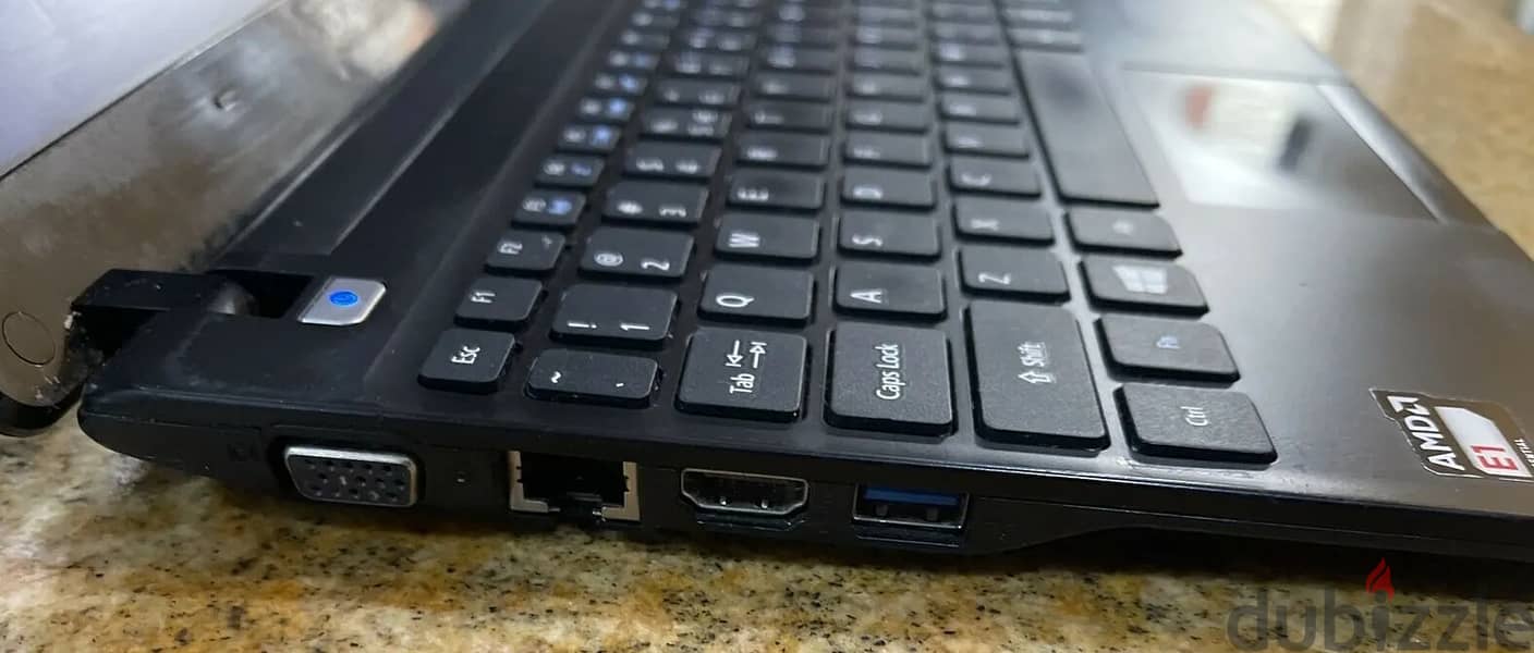 Acer Aspire V5 Netbook 1